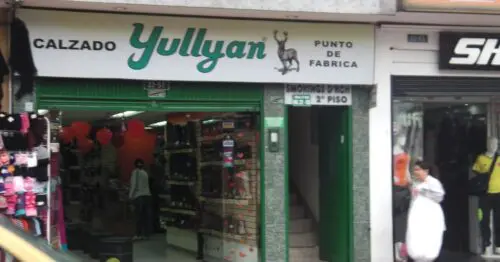 CALZADO YULLYAN CALLE 17 CALZADO YULLYAN CALLE 17